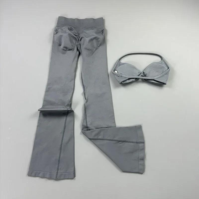 2-teiliges Nahtloses Neckholder-Sport-BH-Set mit Rückenausschnitt und Polsterung, Weiche Weitbeinige Hüftliftende Yoga-Hose, Figurbetontes Fitness-Workout-Set – Detail 8