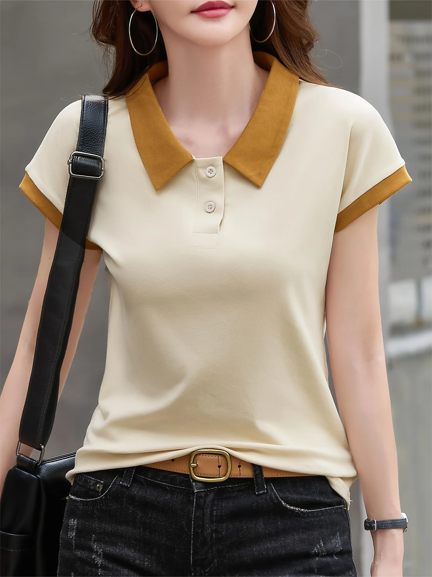 

Women's solid color neckline contrast design summer short sleeve POLO shirt fashion breathable knit top can be machine washed
