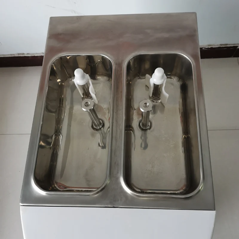 Três sabores de máquina comercial de sorvete macio totalmente automática em aço inoxidável