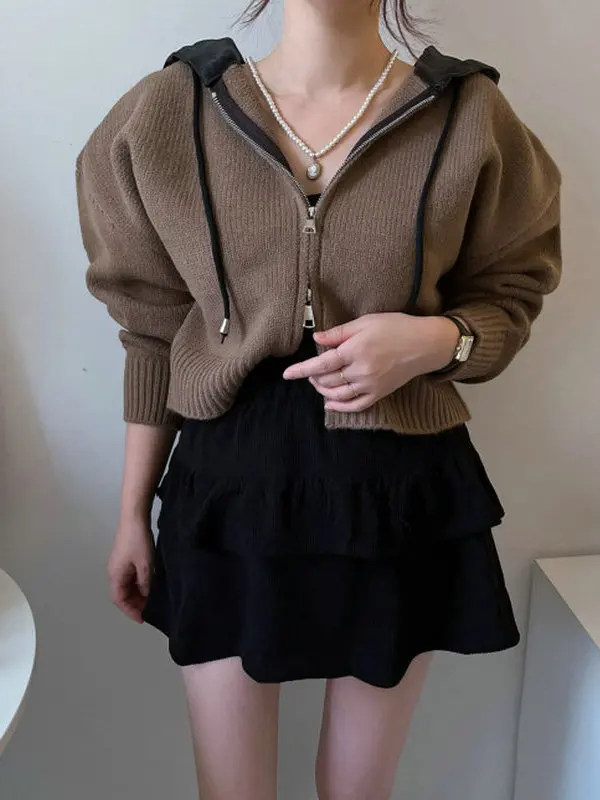 

Комплект из двух предметов: вязаная кожаная шапка Solowen и теплая куртка с капюшоном на молнии с длинными рукавами, имитирующая лоскутный дизайн, для повседневной носки