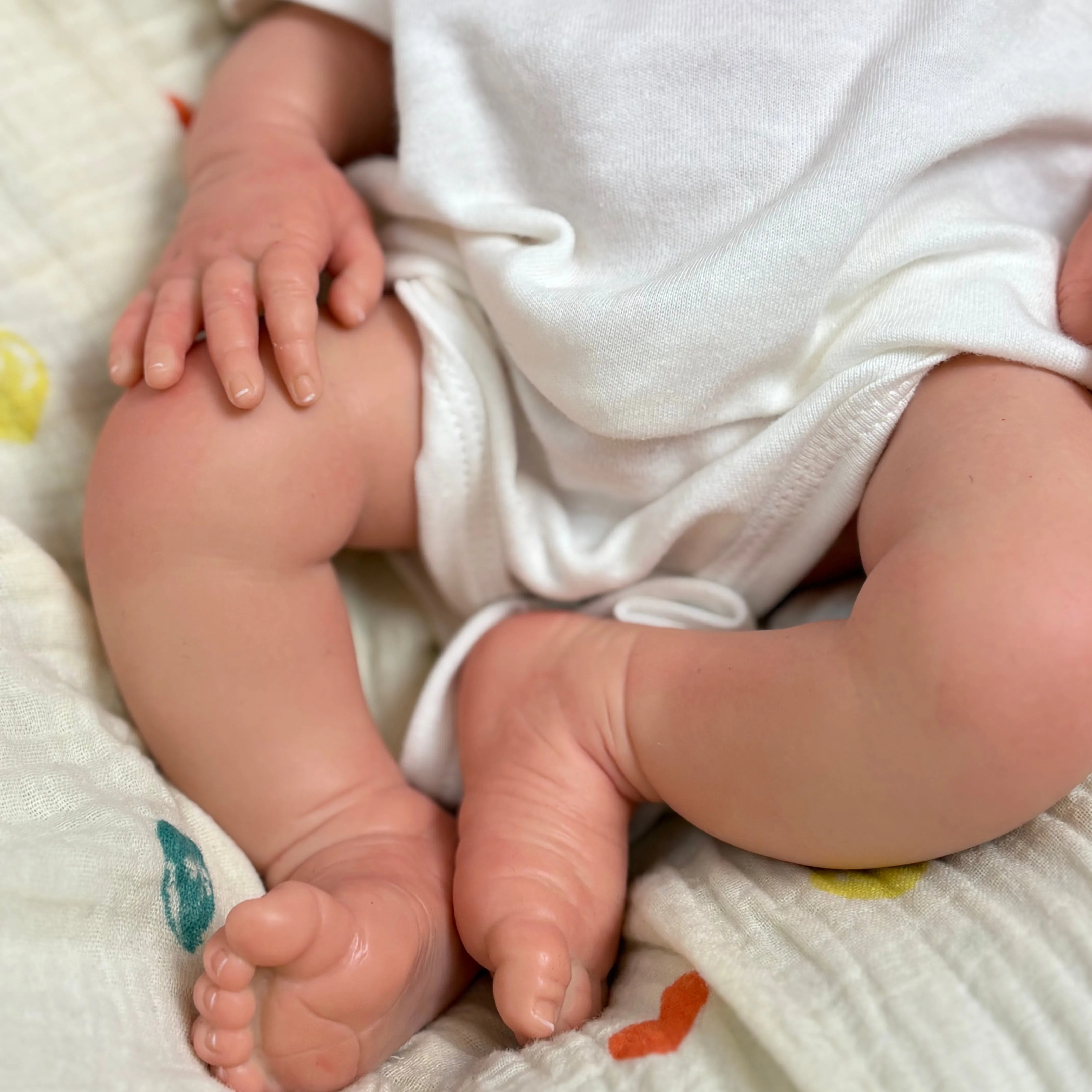 18 Inch Washable Soft Silicone Reborn Girl Doll, Realistic Hand Painted Skin, Extra Outfit, Ideal Gift, Bebe Reborn De Silicona - view 5