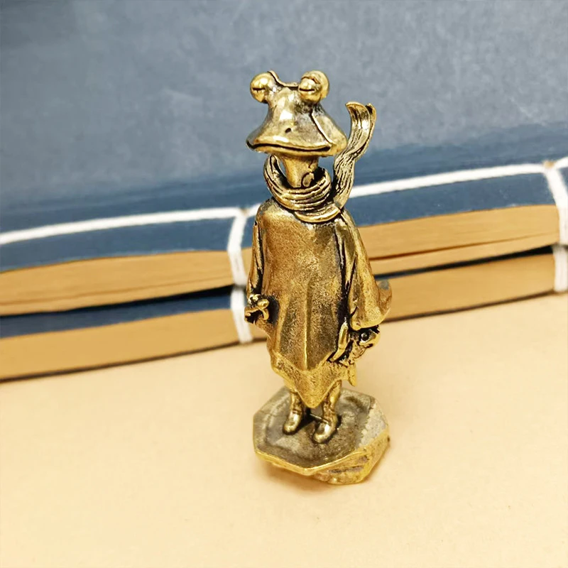 1 Piece Office Home Tea Pet Table Decor Japanese Style Brass Frog Ornament Mini Standing Frog Metal Statue Antique Copper Crafts