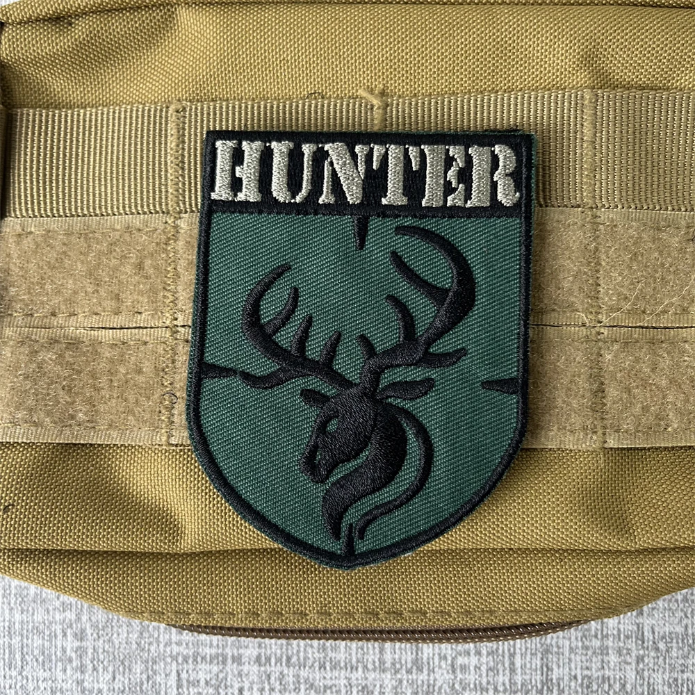 Hunter Deer Morale Badge Patches Embroidery Deer Head Antlers Armband Tactical Backpack Hook and Loop Sticker