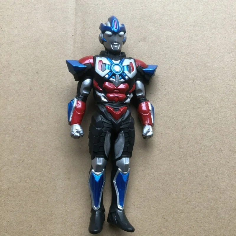 Bandai Galaxy Ultraman e Monster Figura de vinil macio, modelo de ação colecionável articulado em massa para adultos em estoque