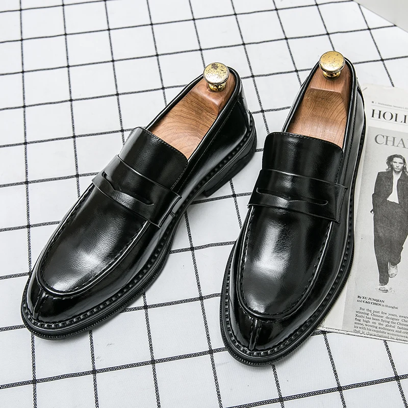 2024 New Men Loafers Formal Leather Shoes Elegant Dress Shoe Simple Slip On Man Casual Work Shoes Flat Shoes Classic Moccasins