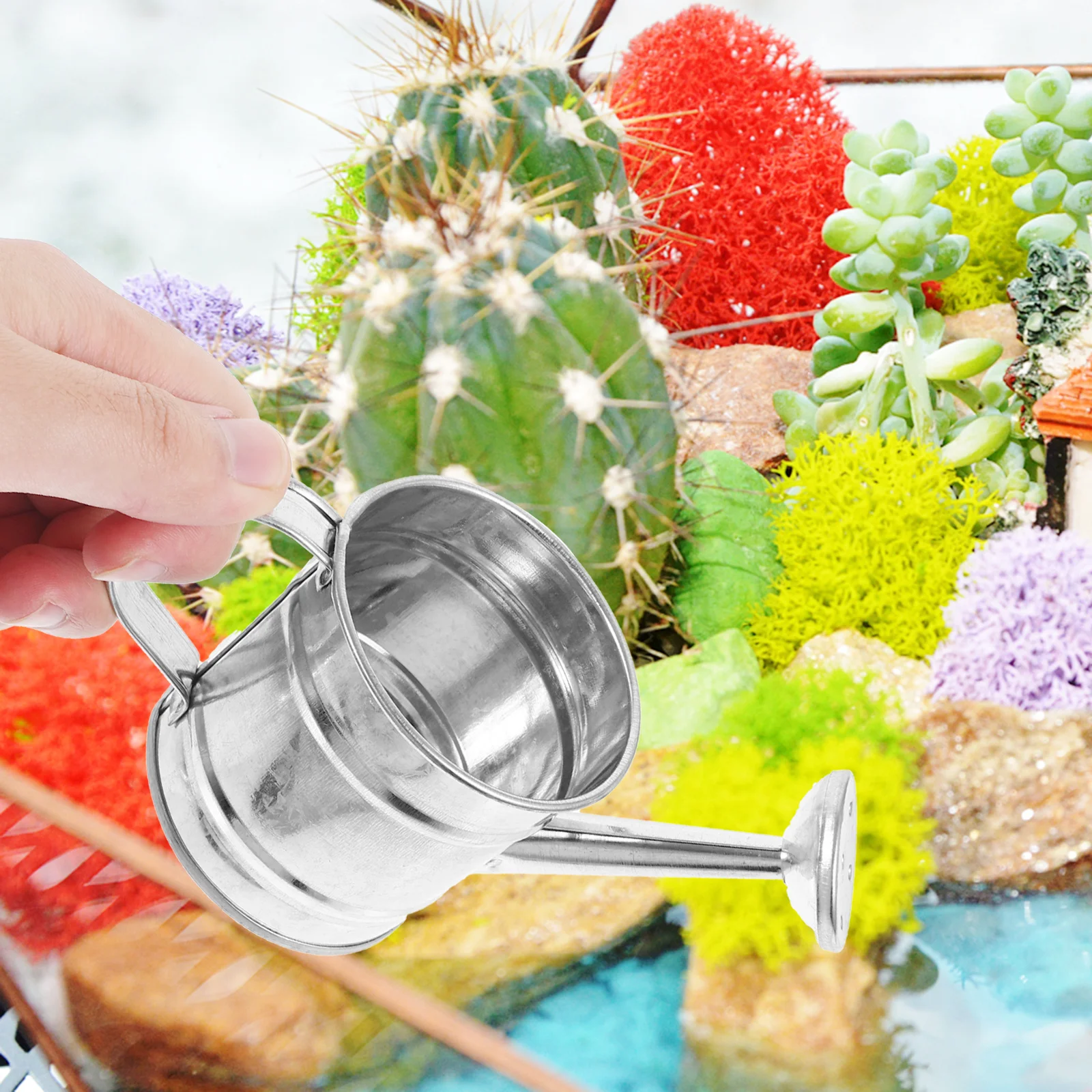 

5Pcs Mini Iron Watering Cans Durable Handheld Water Pots for Mini Houses Micro Garden Scenes Decoration Accessories