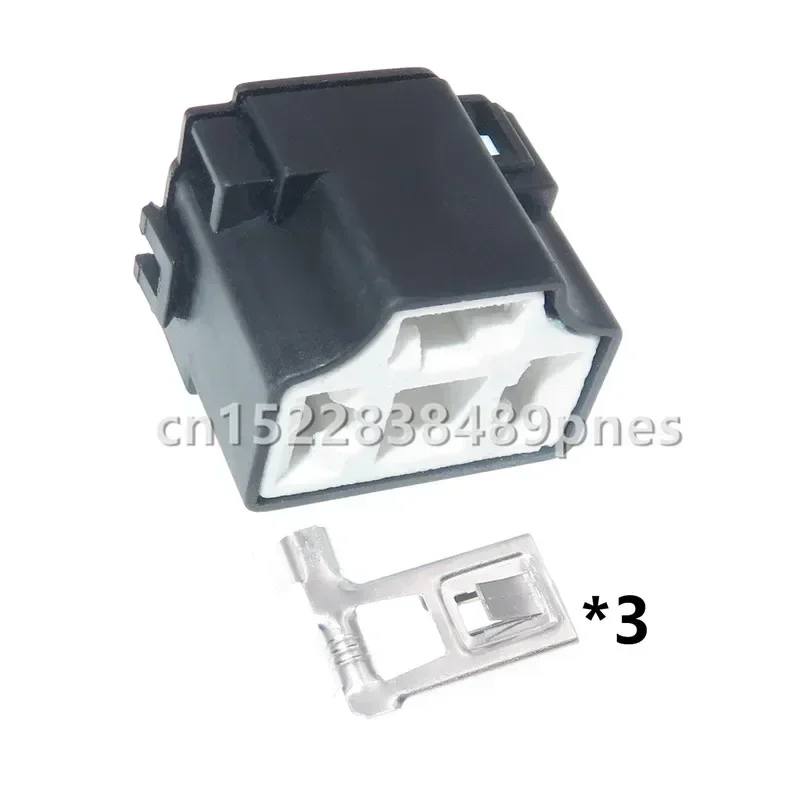 3 Pole 7.8 H4-2B Ceramic Automobile Wiring Harness Socket H4 Car Light Lamp Holder Plug 7.8mm Lamp Connector For VW Santana 2000