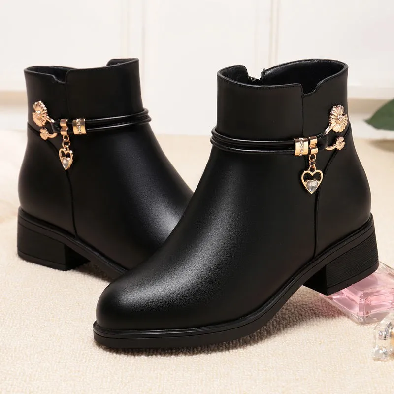 Soft Leather Mom Shoe 2024 Spring Winter with/Without Plush Warm Women Snow Boots Soft Sole Med Heel Short Boot Black