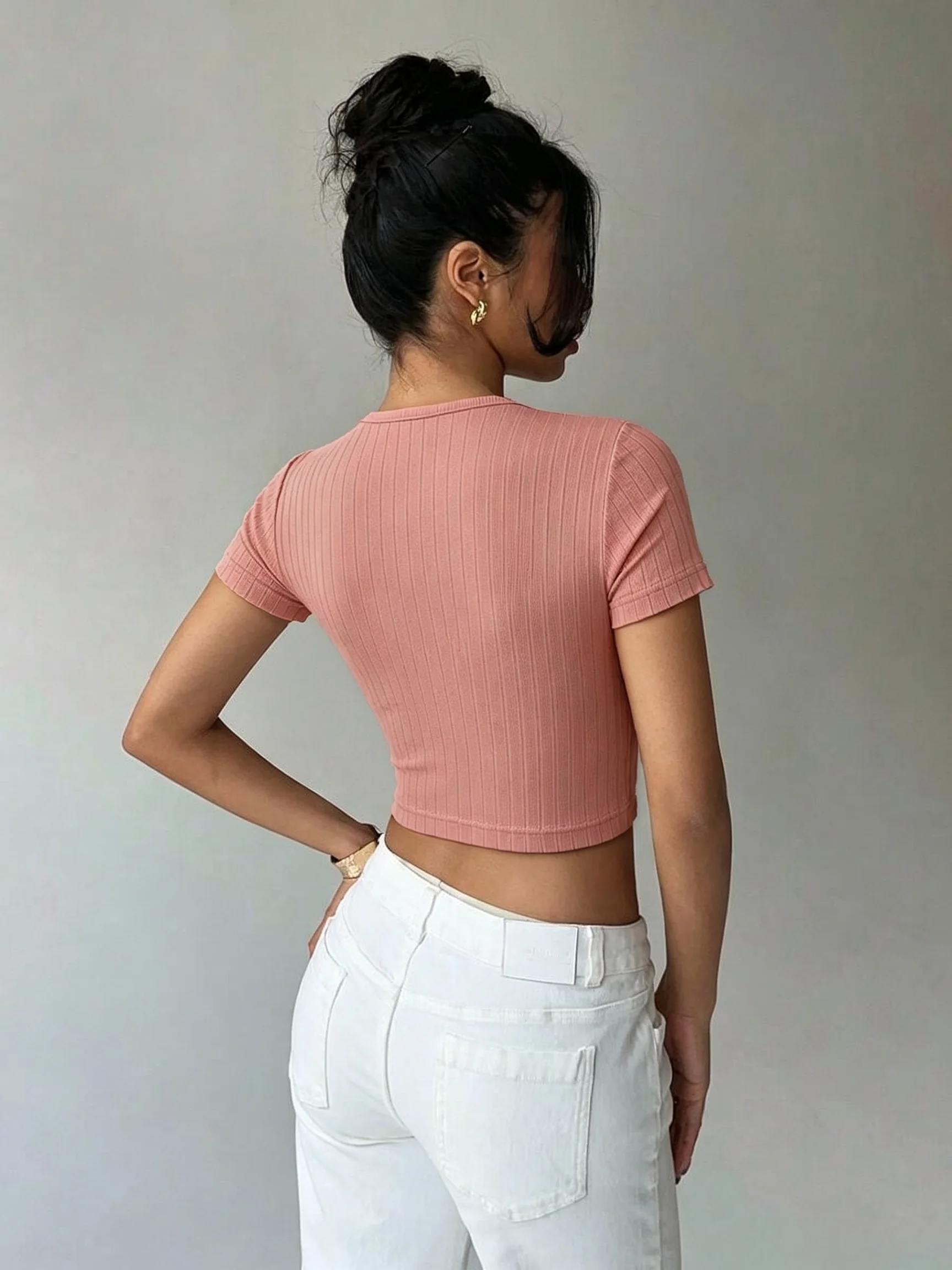 Women's Ribbed Knit Crop Top Deep V Neck Wrap Short Sleeve T Shirt Slim Fit Summer Casual Solid Color Tee