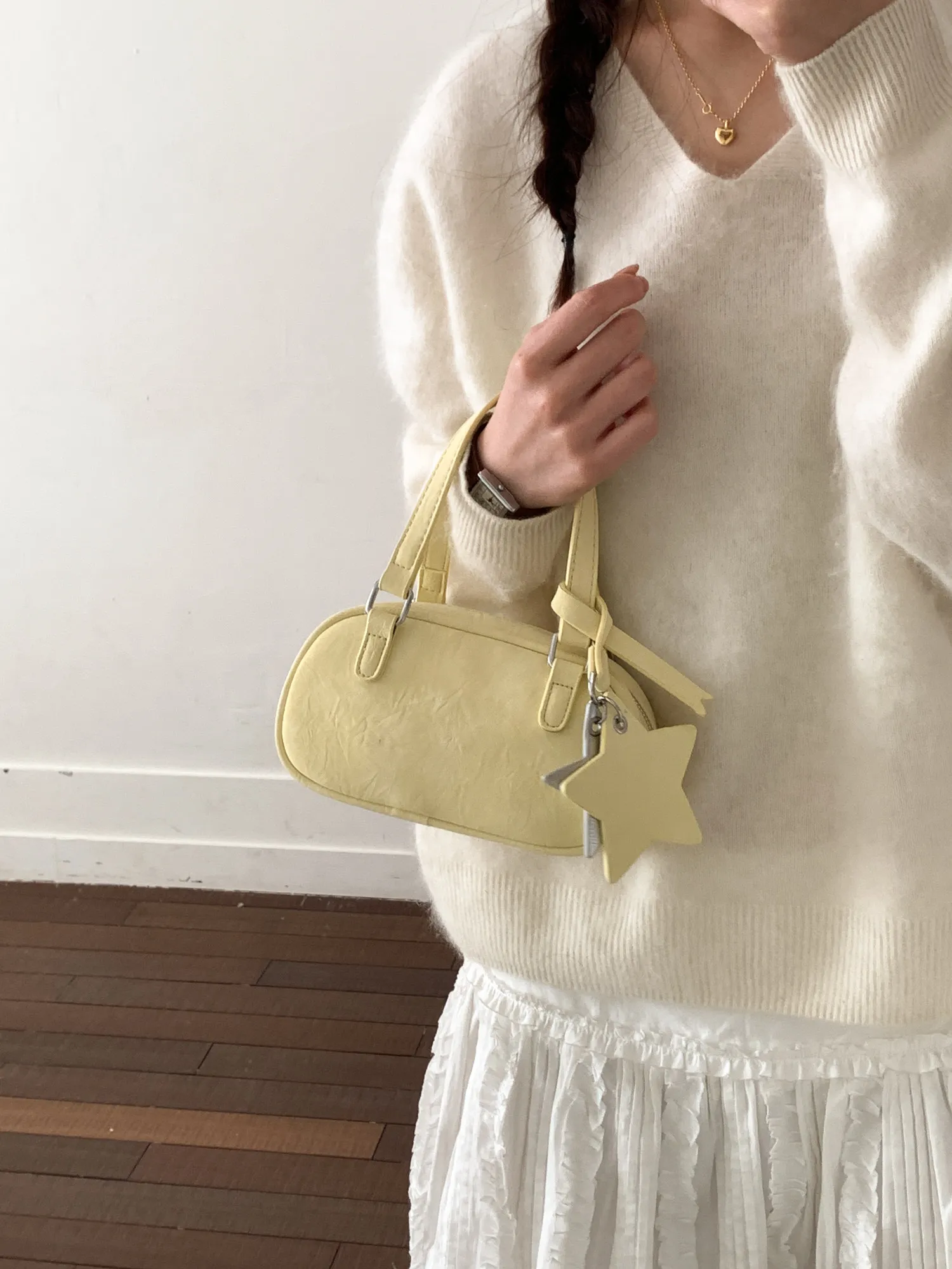 

Милая сумка-клатч Star из искусственной кожи, однотонная, с текстурой, женская маленькая квадратная сумка в корейском стиле, модная повседневная сумка через плечо, новинка 2026 года