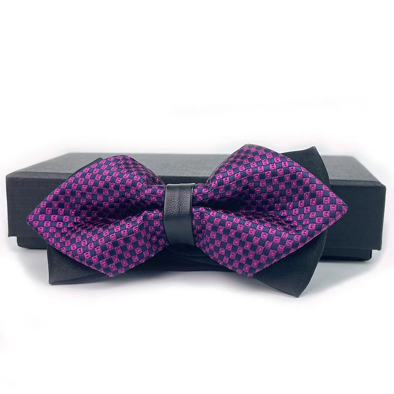 

Fashionable New Plaid Navy Blue Jacquard Bow Tie With Pointed Corners