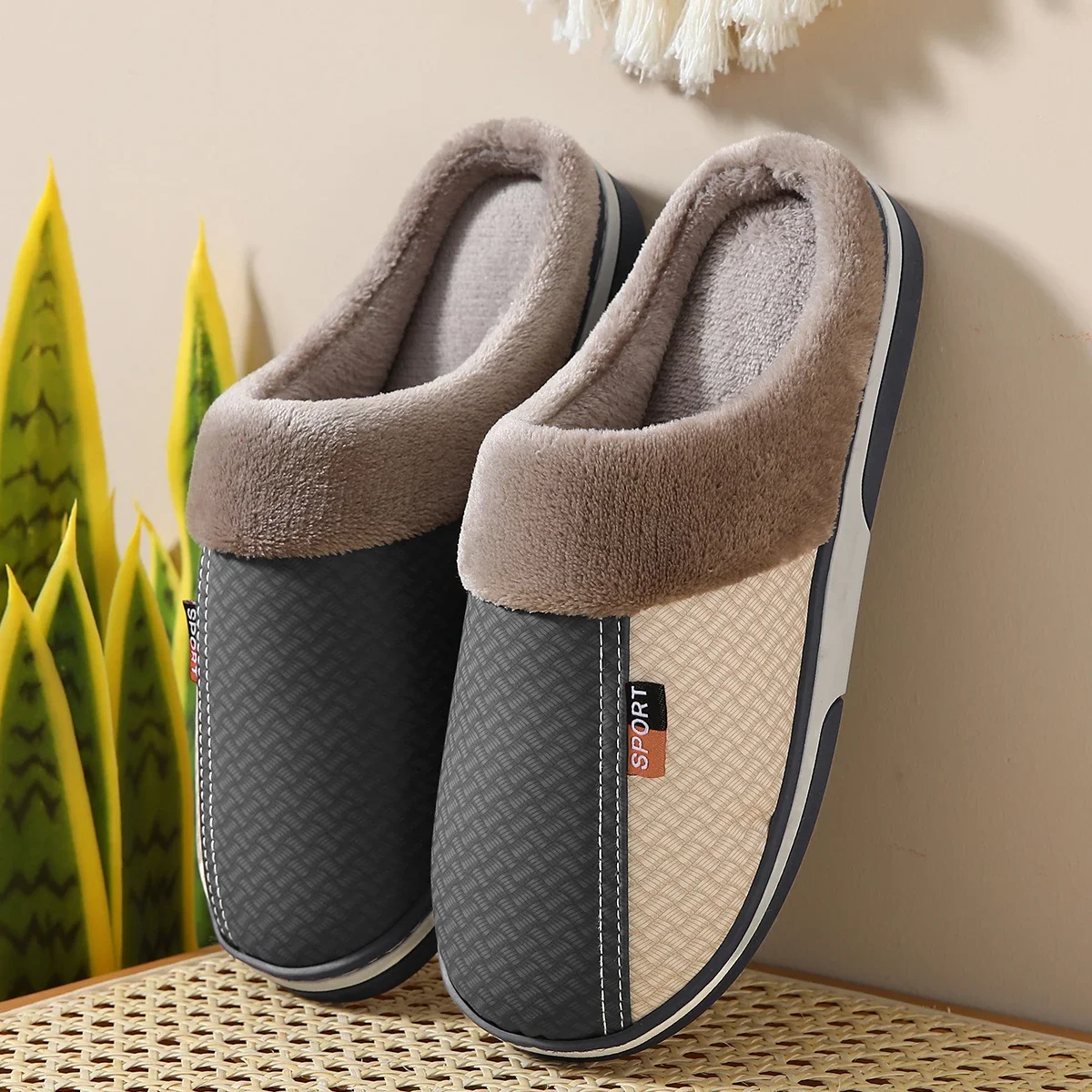 New Winter Warm Men\'s Plush slippers Home Indoor Non-slip PU Leather Upper Waterproof House slides Outside Male Cotton shoes