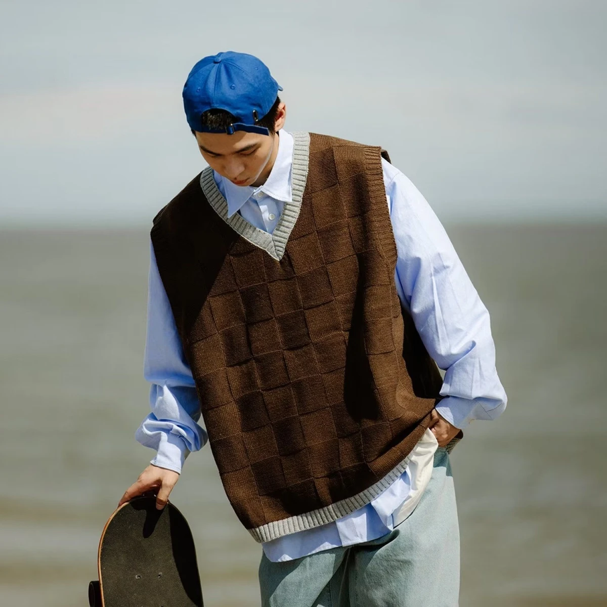 

Мужской вязаный жилет свободного кроя с V-образным вырезом, универсальный, для осени и весны, в стиле колледж, из полиэфирного волокна, повседневная одежда