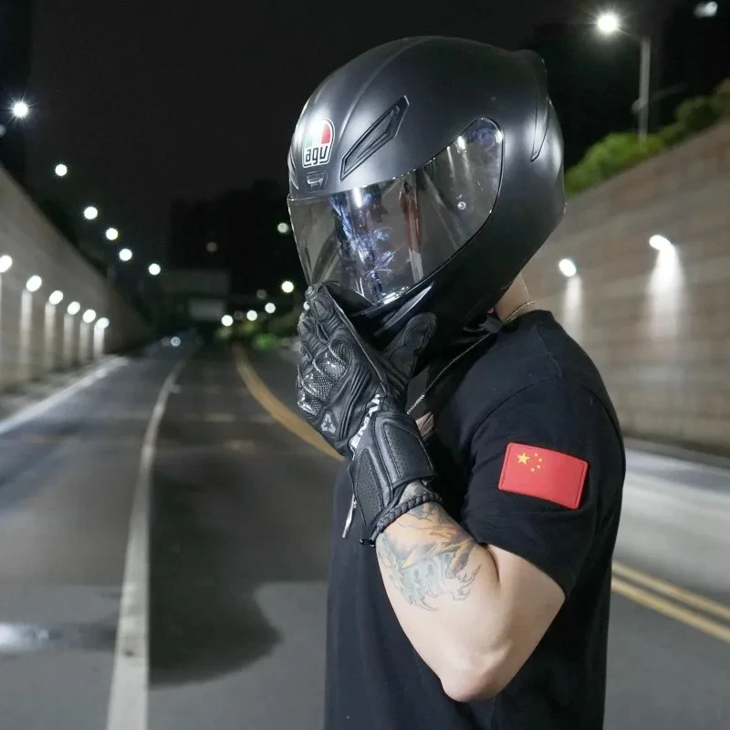 VEMAR All-Season Motorcycle Gloves for Men, Leather Construction with Carbon Protection, Breathable & Touchscreen Enabled