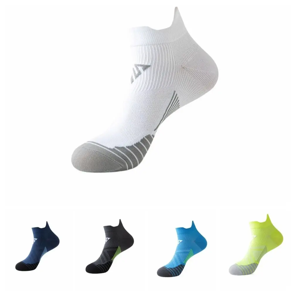 3 pares de calcetines deportivos de retales a la moda para hombre, calcetines antideslizantes transpirables para correr, calcetines de tubo corto a rayas para hombre