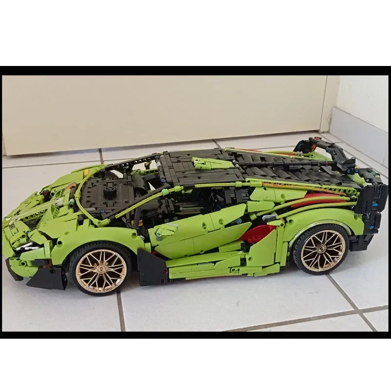 42115 Green Classic Sports Car Compatible with MOC-104461 New Sports Car Building Block Model3303 PartsCustomKidsBirthdayToyGift