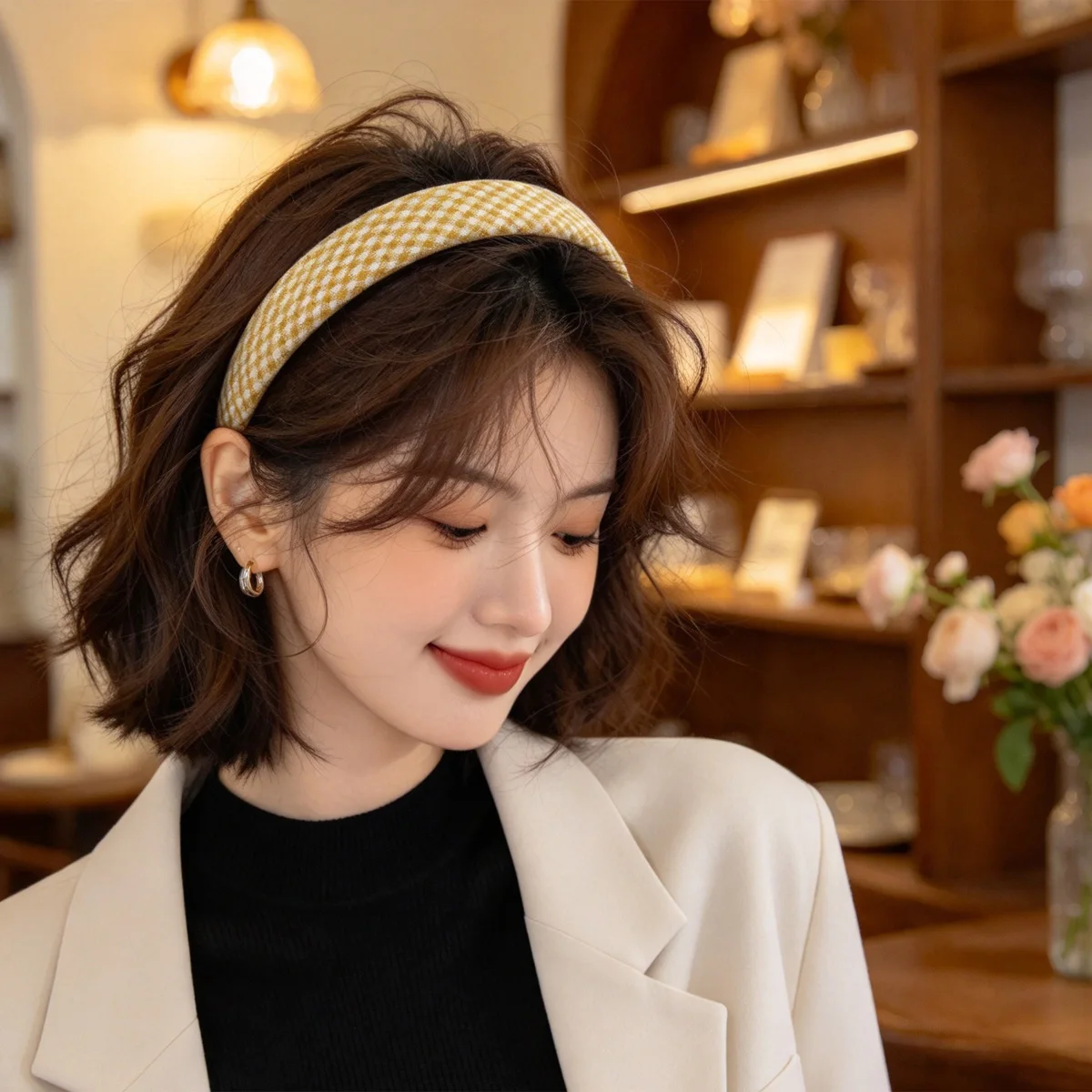 4pcs Soft Non-Slip Headbands for Women Wide Yoga Hair Bands Assorted Colors Comfortable Fashion Accessories