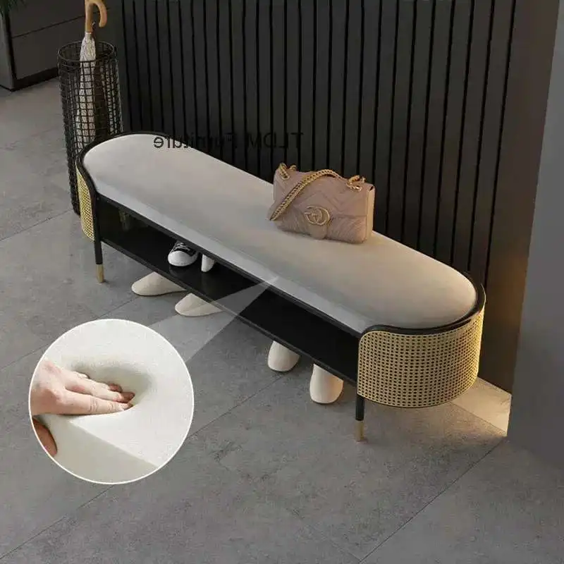 

Современный простой пуфик для прихожей, длинный полый табурет с подушками, легкий роскошный металлический домашний пуфик для прихожей для отеля H