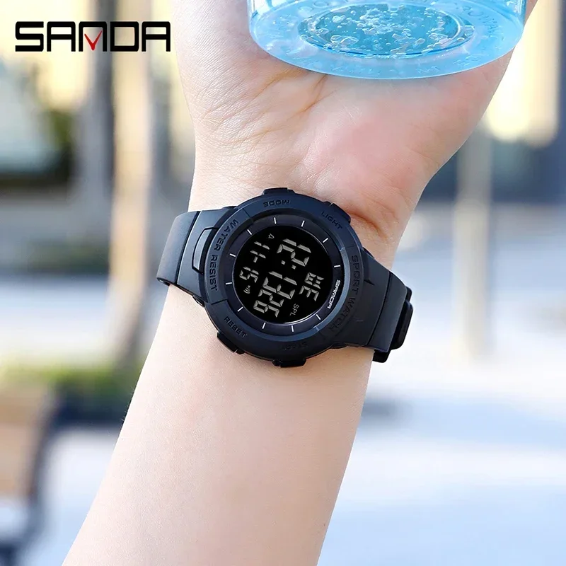 Reloj deportivo SANDA, Reloj cronógrafo multifuncional de marca de lujo, Reloj Digital LED HD resistente al agua hasta 50M, Reloj luminoso para Mujer 6006