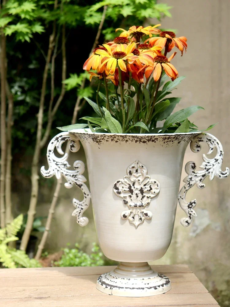 

Binaural Trophy Shape White Flower Pot Outdoors Courtyard Garden Iron Plant Vase Home Furnishings Living Room Desktop Decorate