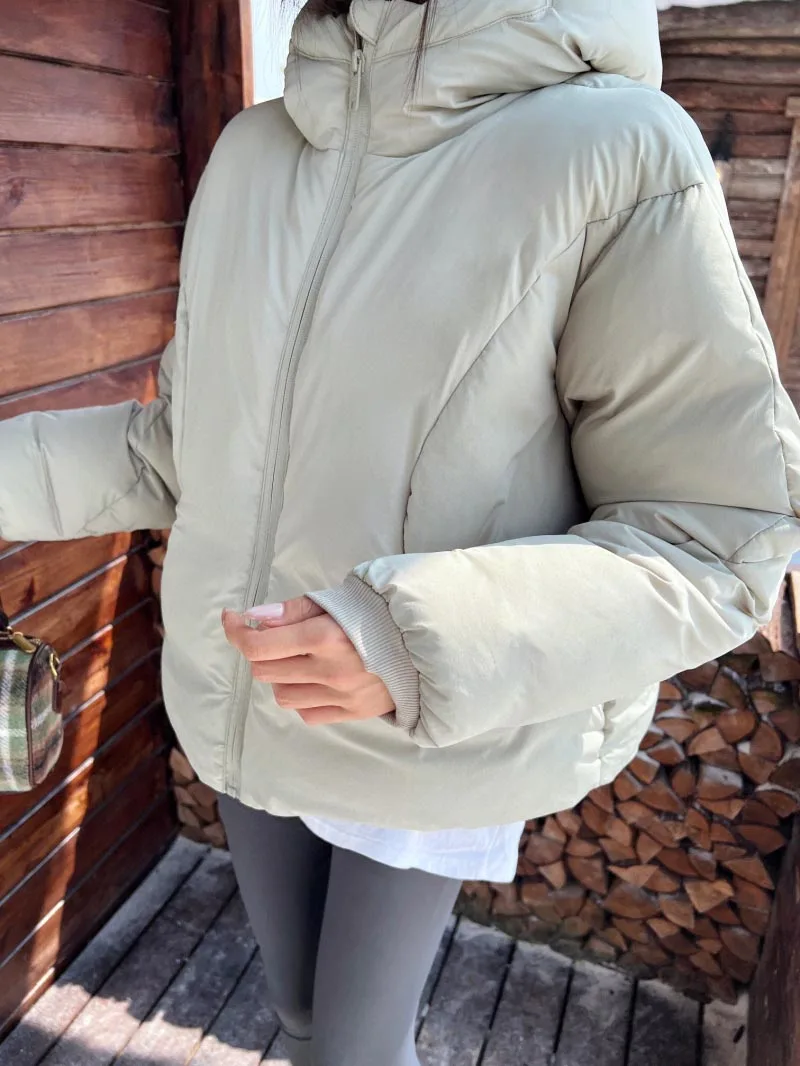 2024 Autumn/Winter New Women's Premium Down Jacket Fashionable, Exquisite, Loose Contour Hooded, Bread Down Jacket