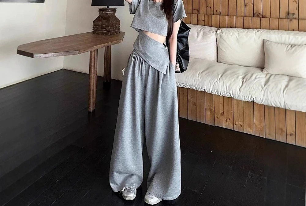 

Fashion Suit Women's 2026 Summer New High-waisted Slim Casual Top T-shirt Loose Wide-leg Pants Suit