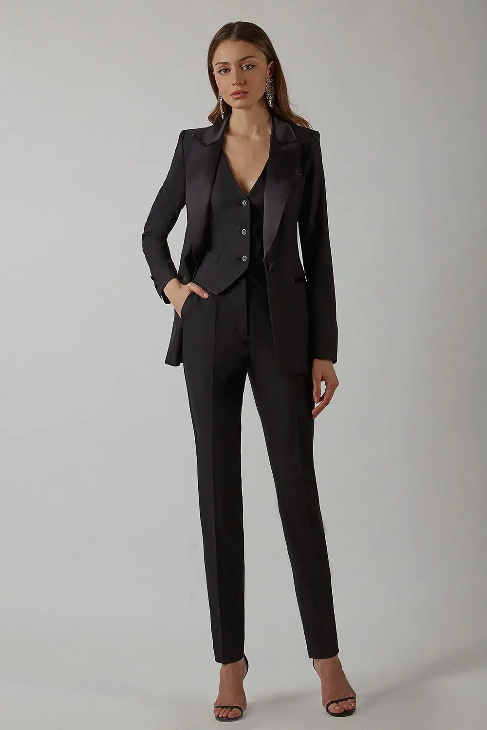 3 pezzi abiti da donna Set di pantaloni Blazer + gilet + pantaloni abito da ballo con risvolto in raso abito da festa formale per ufficio aziendale su misura