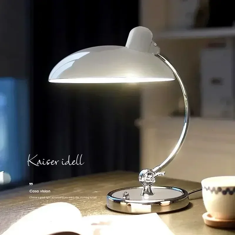 Lámpara de pie nórdica retro de alta calidad, lámpara de escritorio LED Bauhaus, decoración ajustable para el hogar, dormitorio, mesita de noche, estudio, lámpara de escritorio de lectura