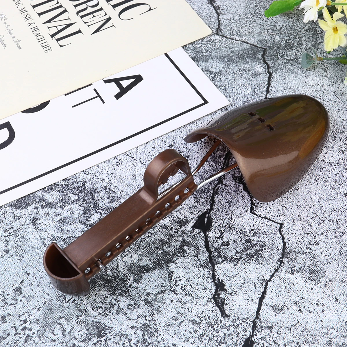 

2 шт. регулируемая пружинная обувь, пластиковые носилки, поддержка для ботинок, кроссовки, домашняя дорожная зажигалка, чем деревянная