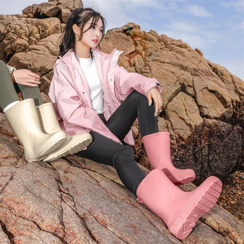 

Новинка 2023 года, удобные силиконовые противоскользящие кухонные рабочие резиновые сапоги до середины икры, женские противоскользящие сапоги Gel oes