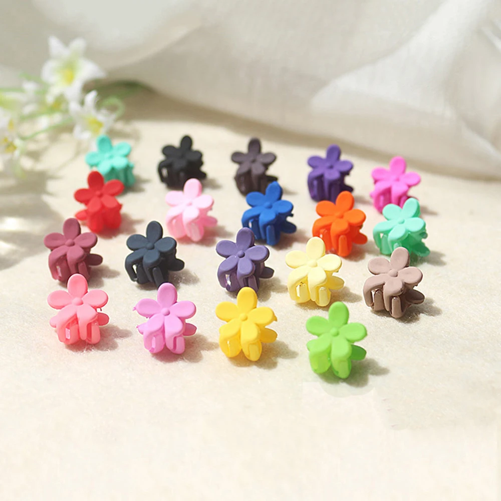 Cartoons bonitos clipes de cabelo para meninas, pequeno clipe, Flower Star, crianças Sweet Hairpin, acessórios de moda, 10pcs