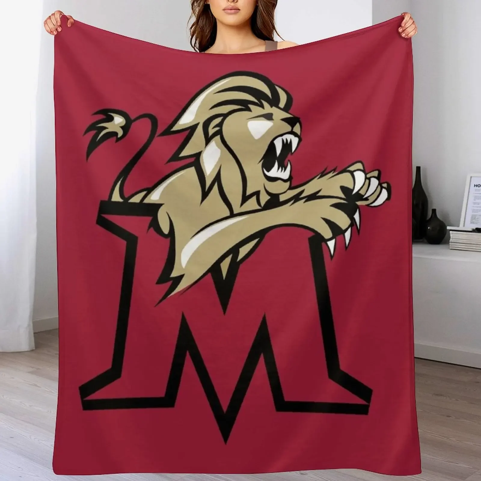 

Molloy College Throw Blanket Soft Plush Blanket as Housewarming Gift
