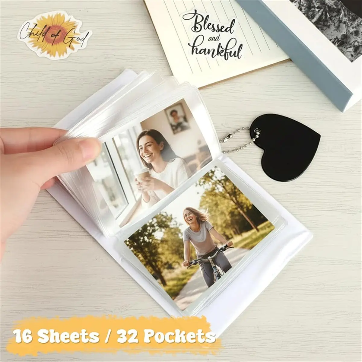 Mini Photocard Binder Album with Heart Pendant, Includes 20 Pages of Pp Inner Pages, Portable Design (Black)