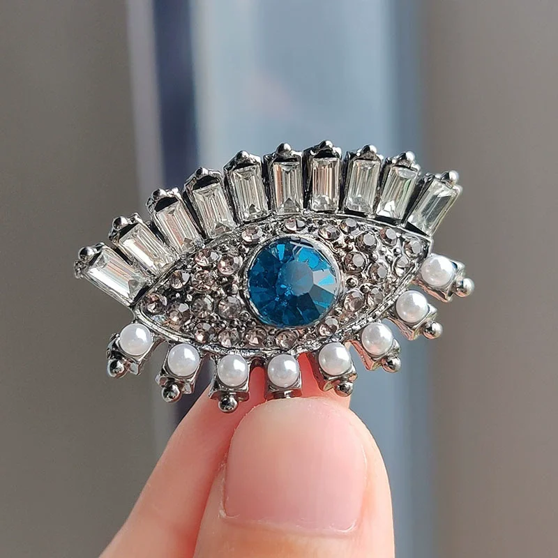 Rhinestone Black Blue Eye Brooches Women Alloy Simulated Pearl Eye Collar Pins Gifts