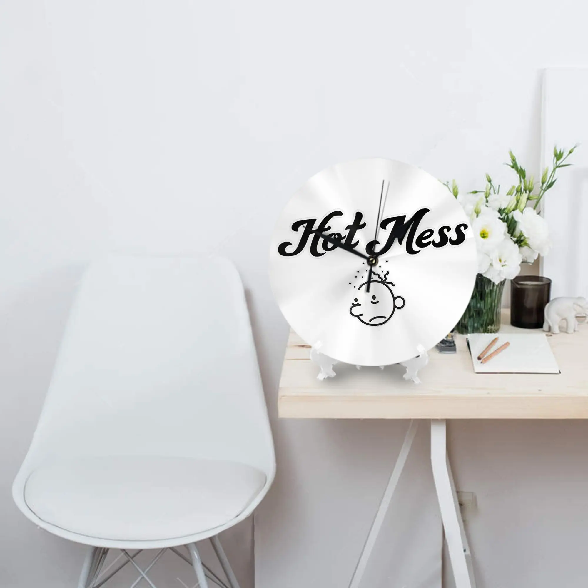 

Детские забавные часы 90-х годов с героями мультфильмов в стиле ретро, винтажные настенные часы, украшение комнаты, бесшумные круглые часы для спальни, гостиной, кухни, дома