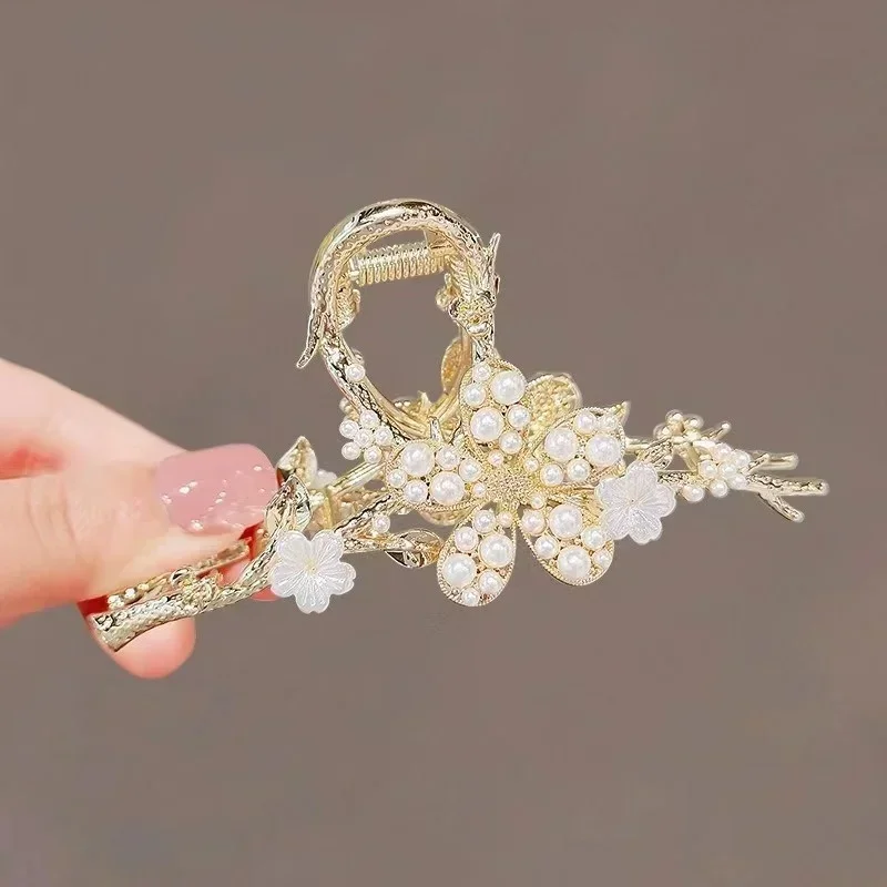 Popular Rhinestone Metal Grab Clip Vintage Hair Clip Gold and Silver Metal Pearl Flower Hair Clip Exquisite Compact Accesorios