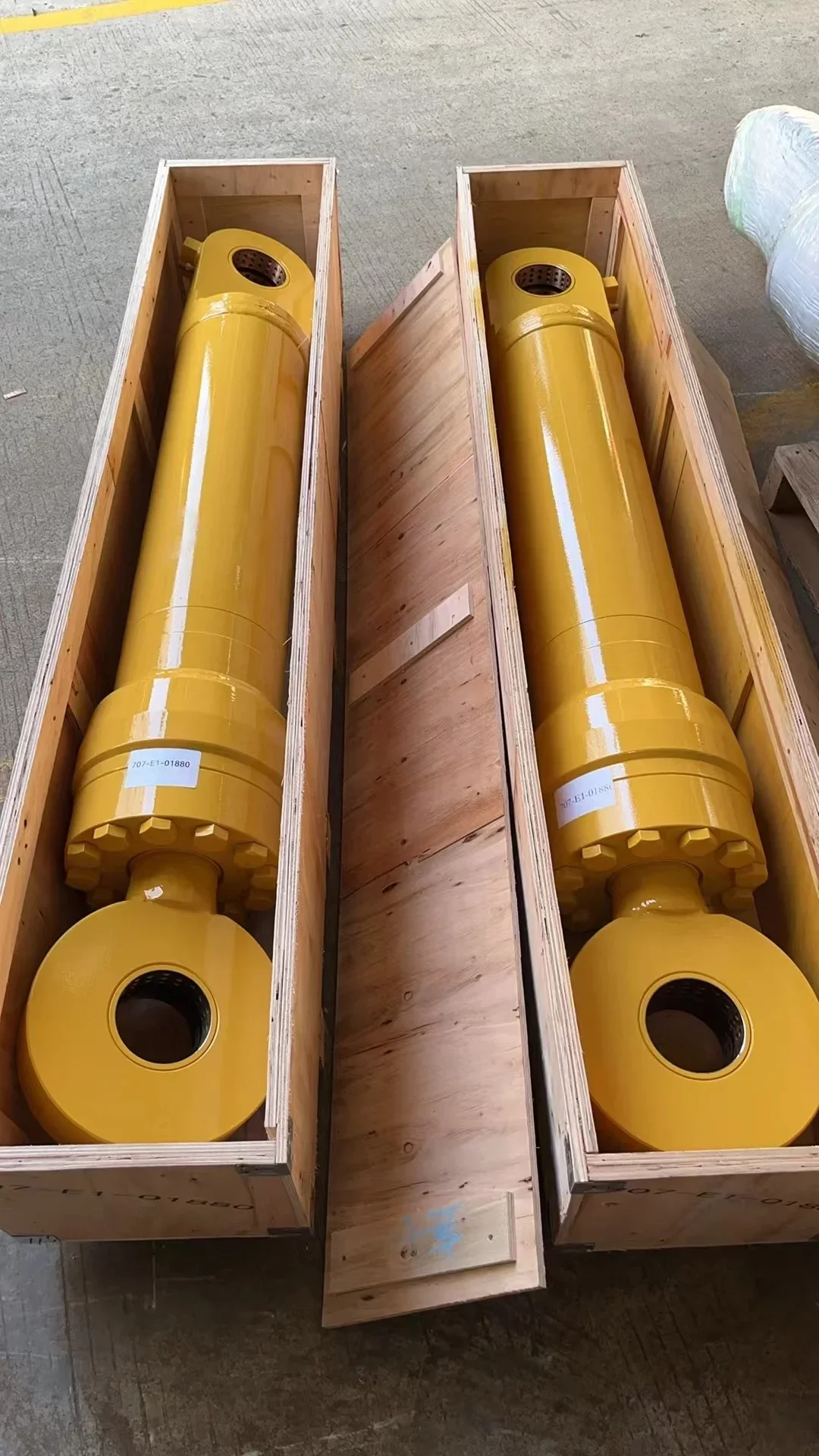 اسطوانات هيدروليكية جرافة صينية عالية الجودة 232-0652 /4T-9977 /196-2430