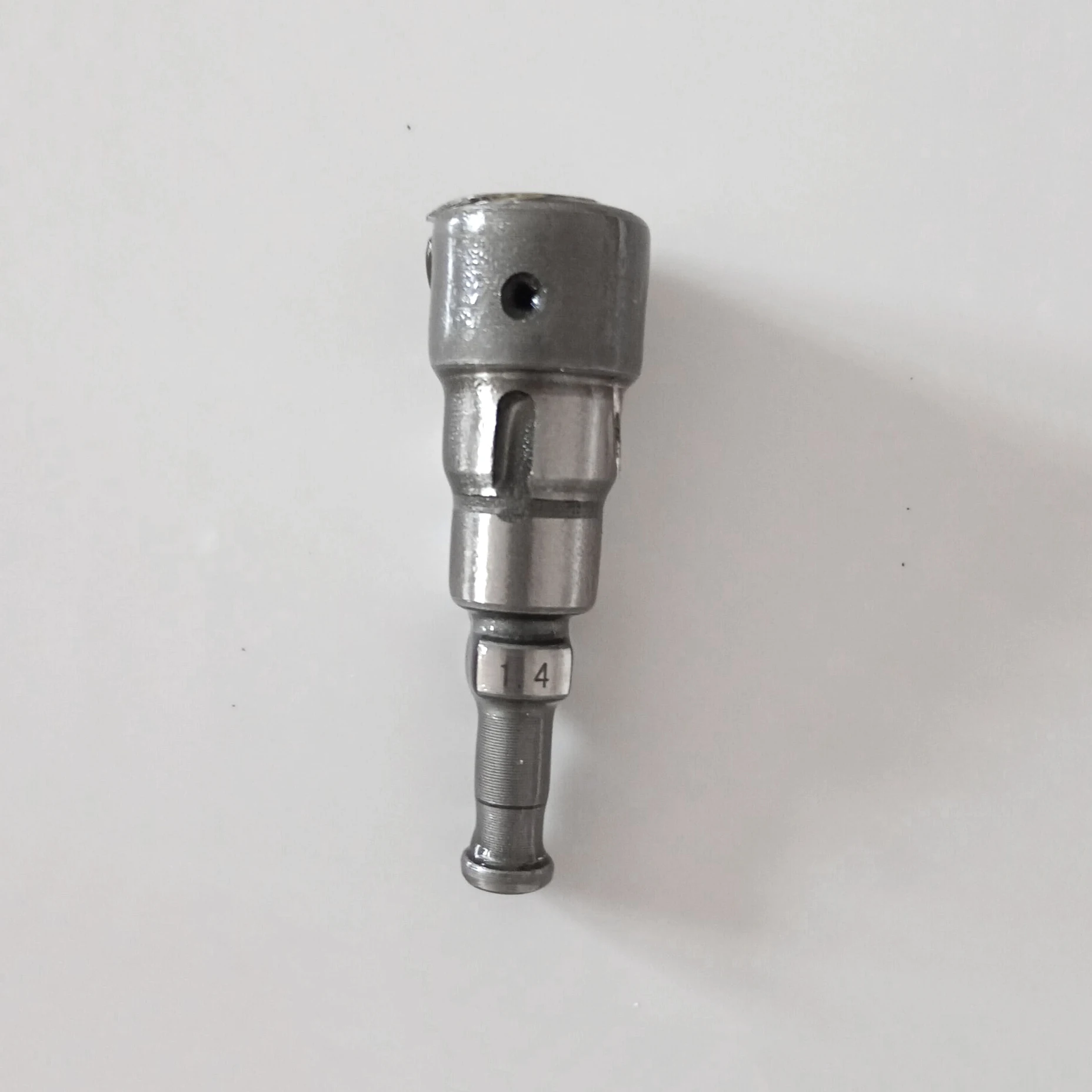 

Элемент впрыска дизельного двигателя 129400-51100, плунжерный ствол в сборе (штамп I.4) для Komatsu 3D78 4D84 Yanmar 4TN78 3TN84L