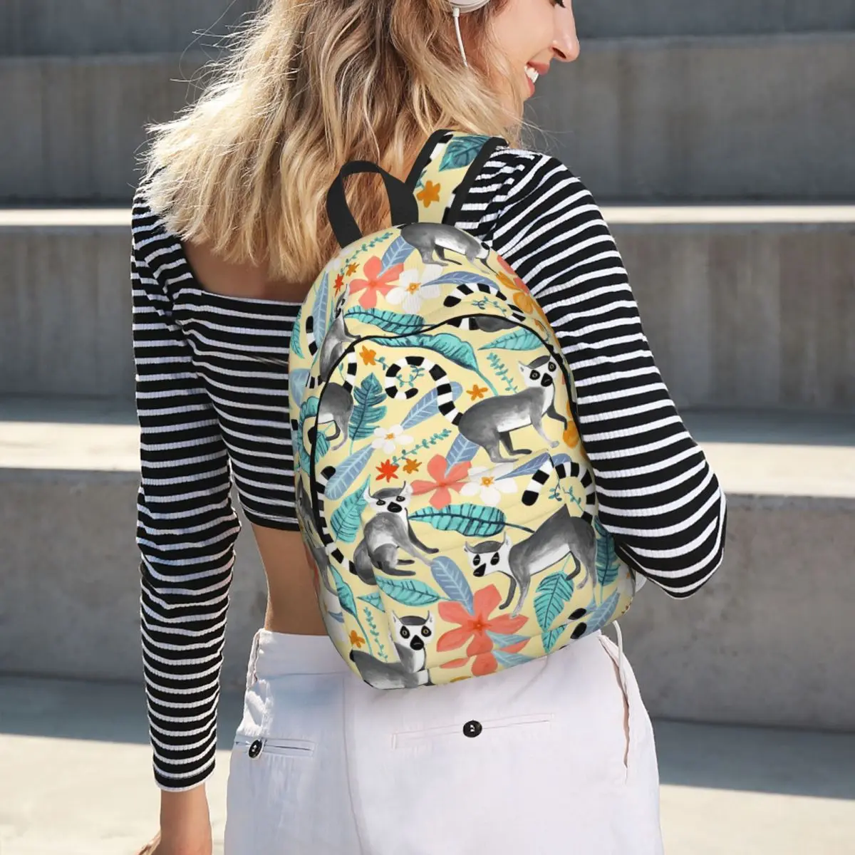 

Gouache Lemur Land On Cream Backpack Hot Sale Daypack Large Capacity Kids BookBag School Bag Shoulder Bags for Men Women