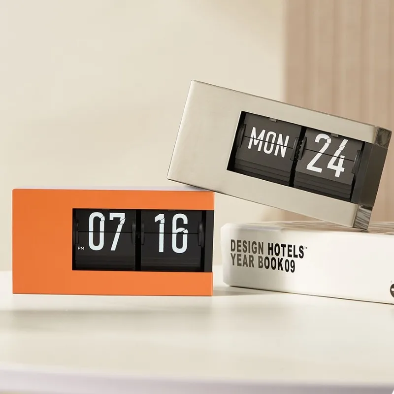 Modern Table Clocks Luxury Calendar Clock Creative Living Room Desktop Decoration Desk Clock Portable Multifunctional Clocks