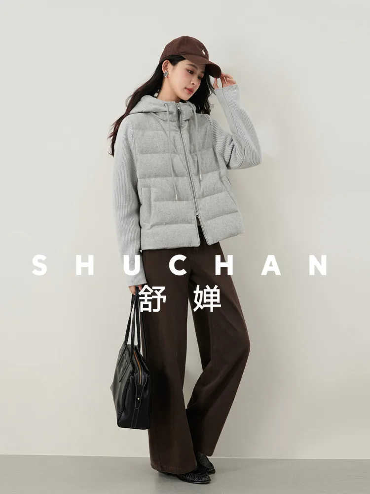 

Негабаритный укороченный пуховик из белого гусиного пуха Old Money 90 с капюшоном и шнурком в стиле пэчворк