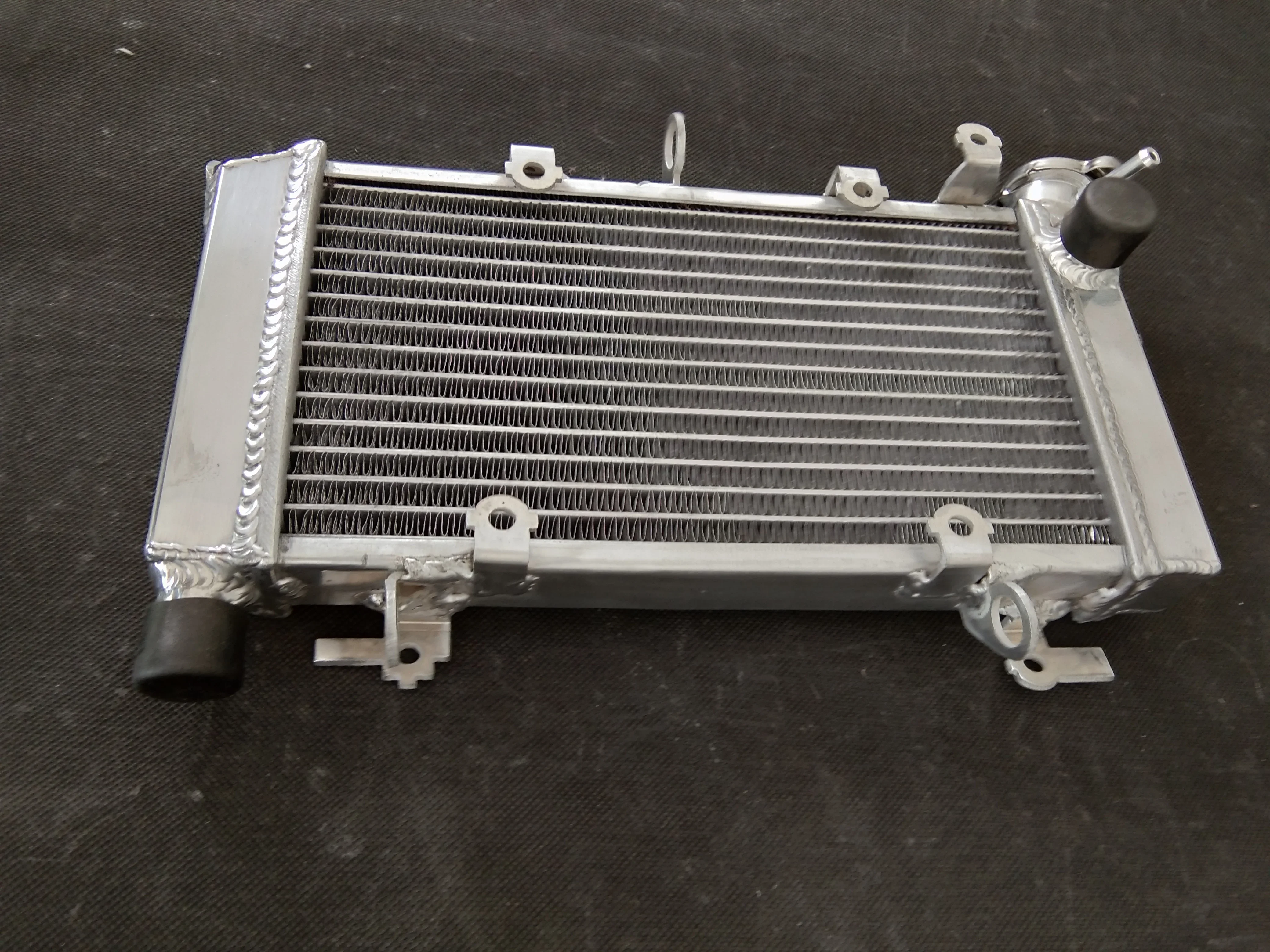Pendingin pendingin Radiator 2013-2018 Honda CBR500R CBR 500 R 2013 2014 2015 2016 2017