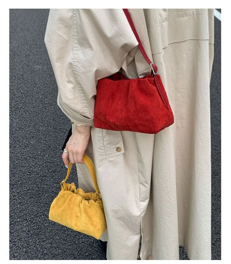 

Solid Color Matte Fashionable Retro Niche Design Shoulder Bag New One Shoulder Crossbody Bags