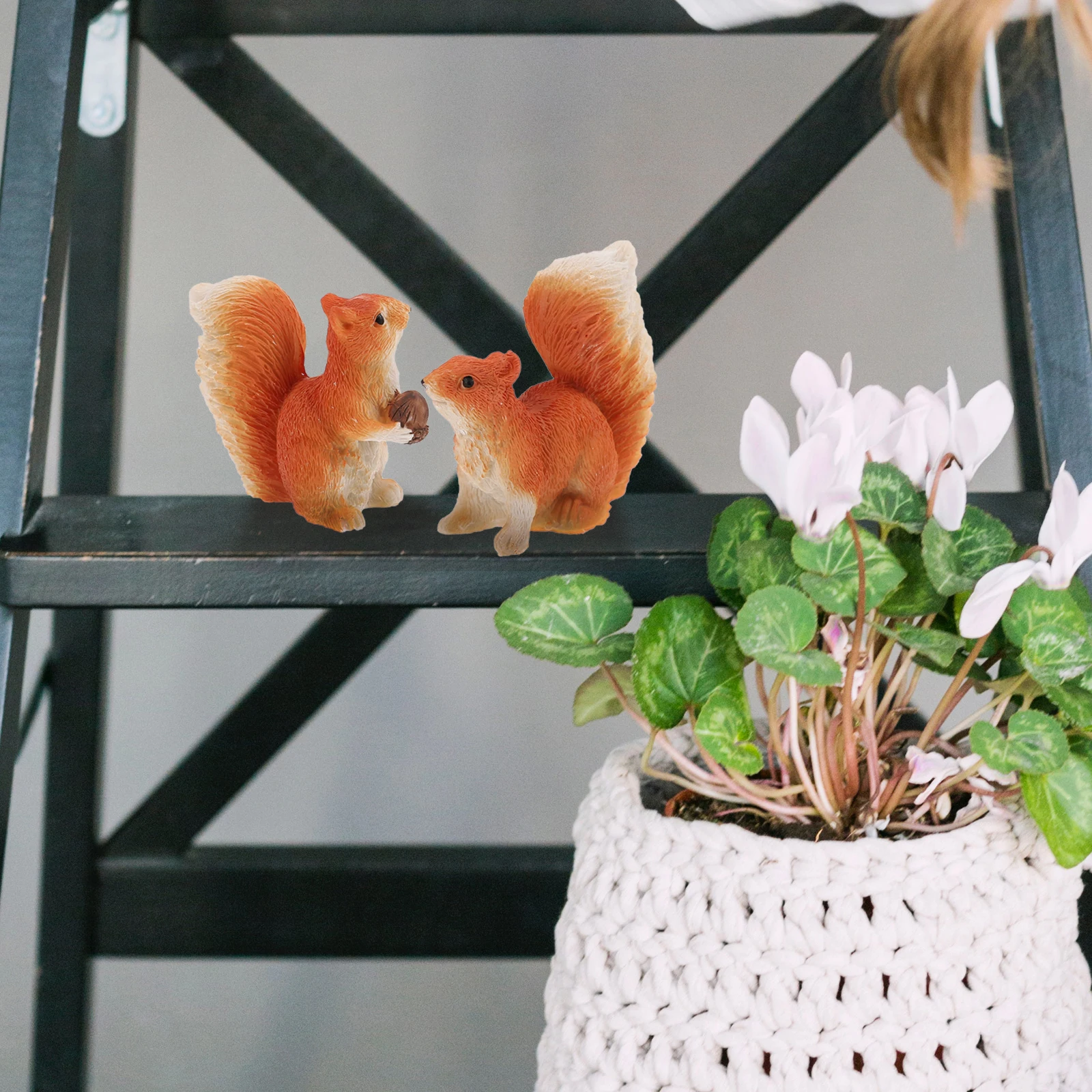 

10pcs Simulation Squirrel nament Premium Resin Mini Decor Adorable Environmentally Friendly Flower Pot for Kids
