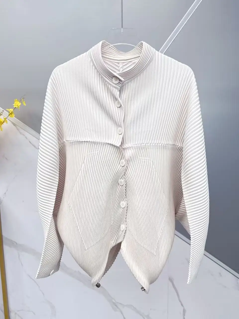 

YUDX Pleated Jacket - Multi-Color Asymmetric Hem Button Front, 2025 New Arrival Street Style, Women's Trendy Outerwear