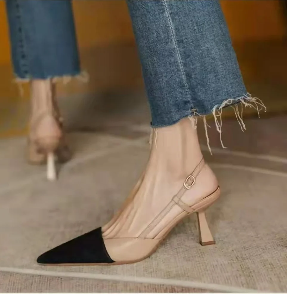 صنادل بكعب عالي لصيف 2025 وصلت حديثًا صنادل كعب مدببة بإبزيم مريح للنساء خناجر Sandalias De Mujer