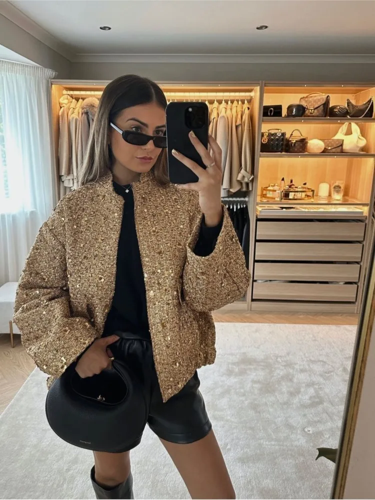 Women Fashion Sequins Shiny Short Jacket Elegant Long Sleeves Stand Collar Crop Coat 2023 Autumn Ladies High Street Partywear