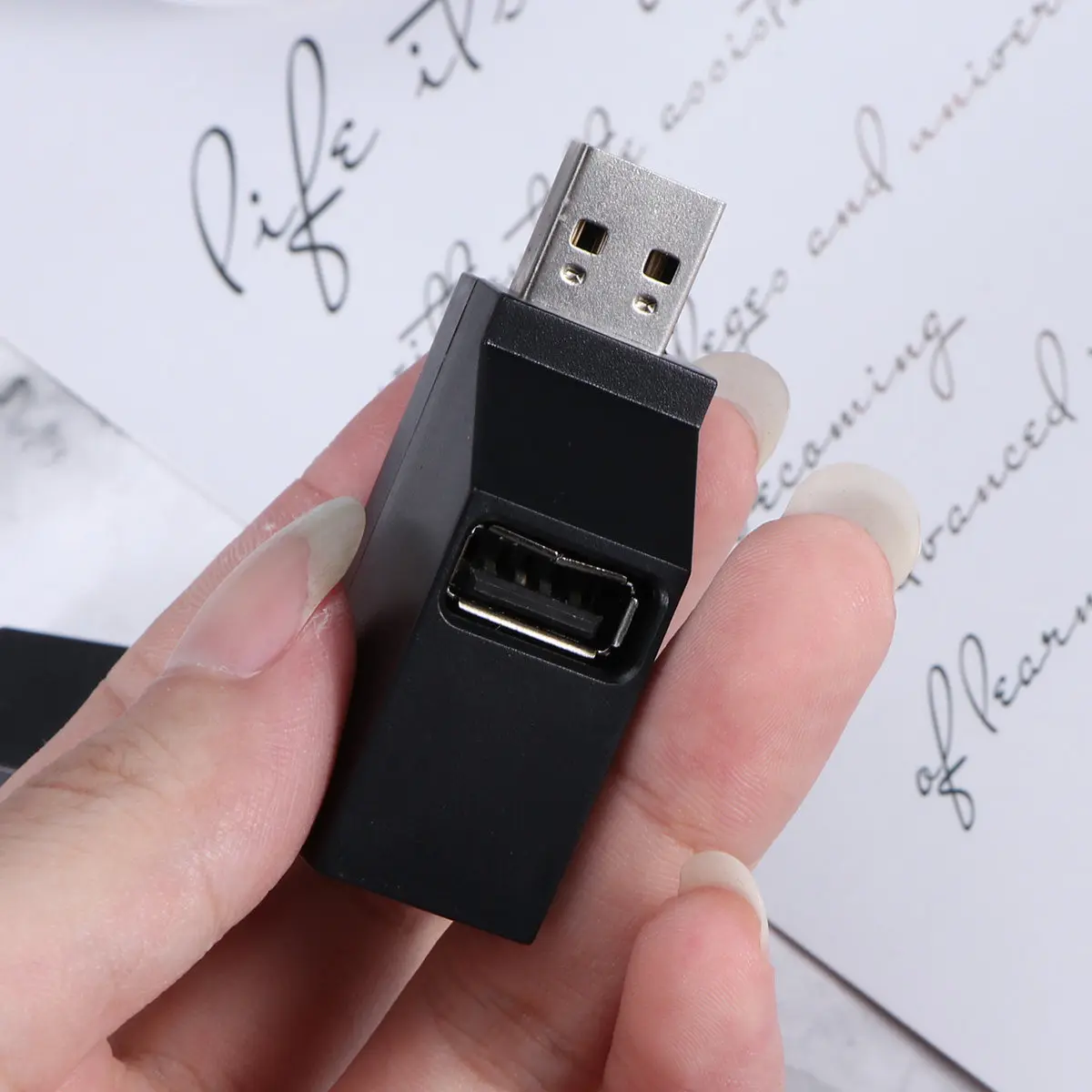3-Port USB 2.0 Hub Splitter Compact Design Low Power Consumption Hot Plug Support USB Hub Extender for Keyboard Mouse Camera