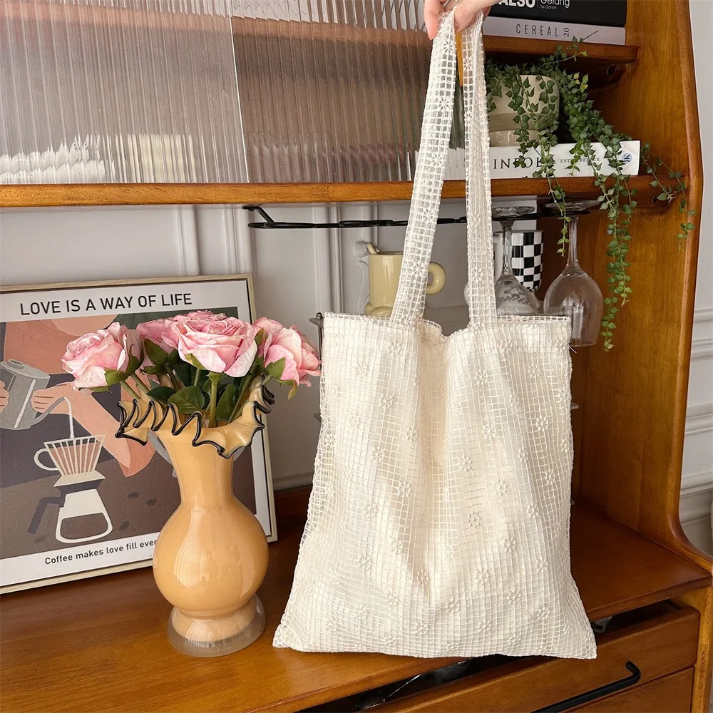 

Casual Sweet Daisy Flower Shoulder Bag Pastoral Style Nylon Bohemian Handbag Lightweight Underarm Bag Beach Bag Students