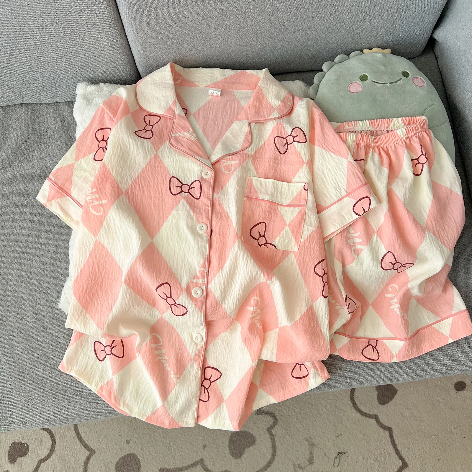 Women's Summer Pajamas, Thin Plaid Bow Pattern Short-Sleeved Shorts, Sweet and Cute, Can Be Worn Outside in Summer, Two-Piece Home Wear Set
